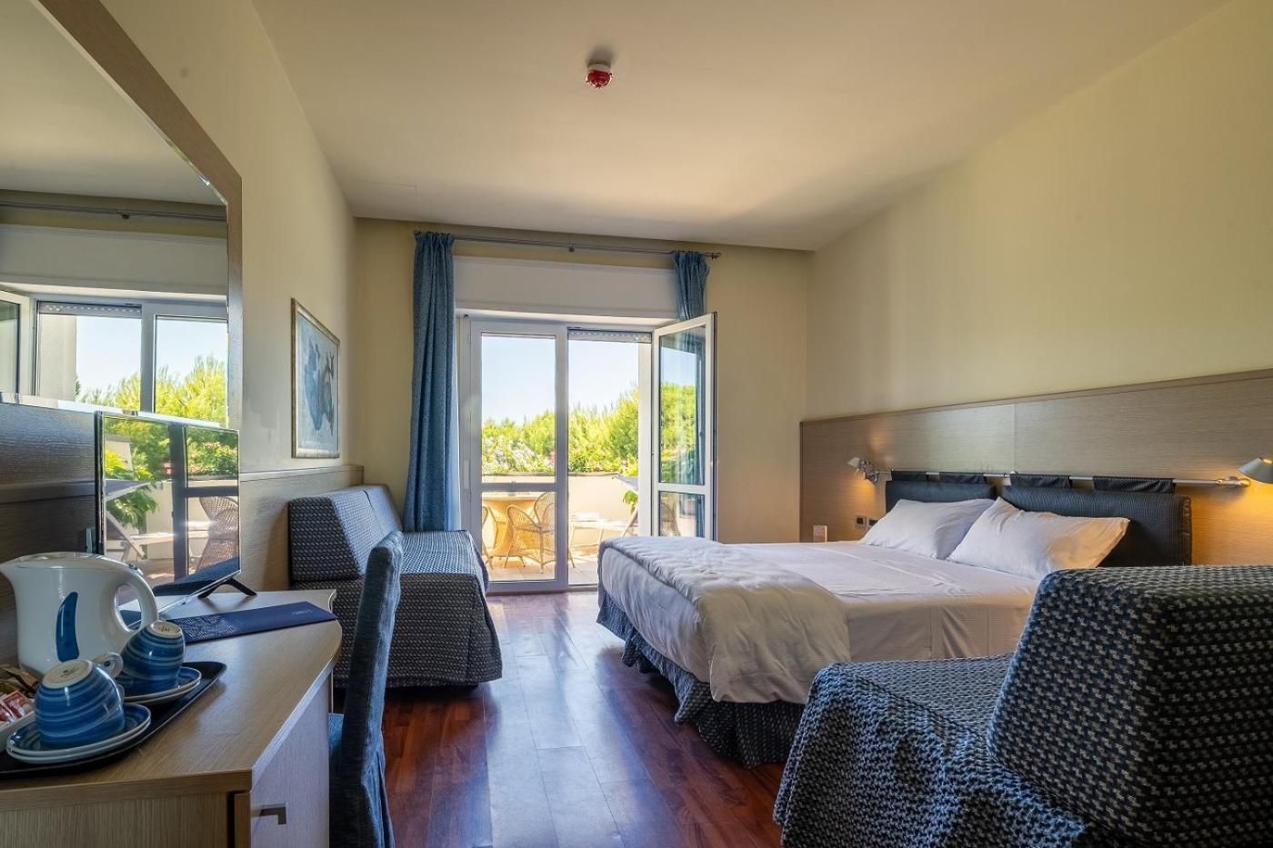 Il Tridente Hotel بيبيوني المظهر الخارجي الصورة